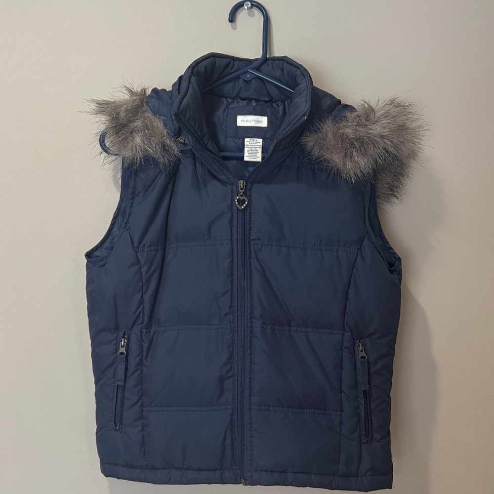 Maurice’s large navy vest with faux fur trimmed hood